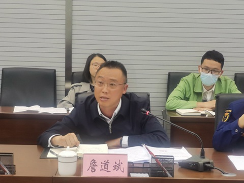 国务院抗震救灾指挥部办公室到通海县检查地震灾害防范应对准备工作