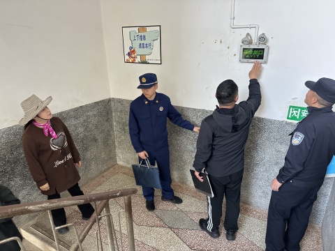 图1.jpg 图1.jpg