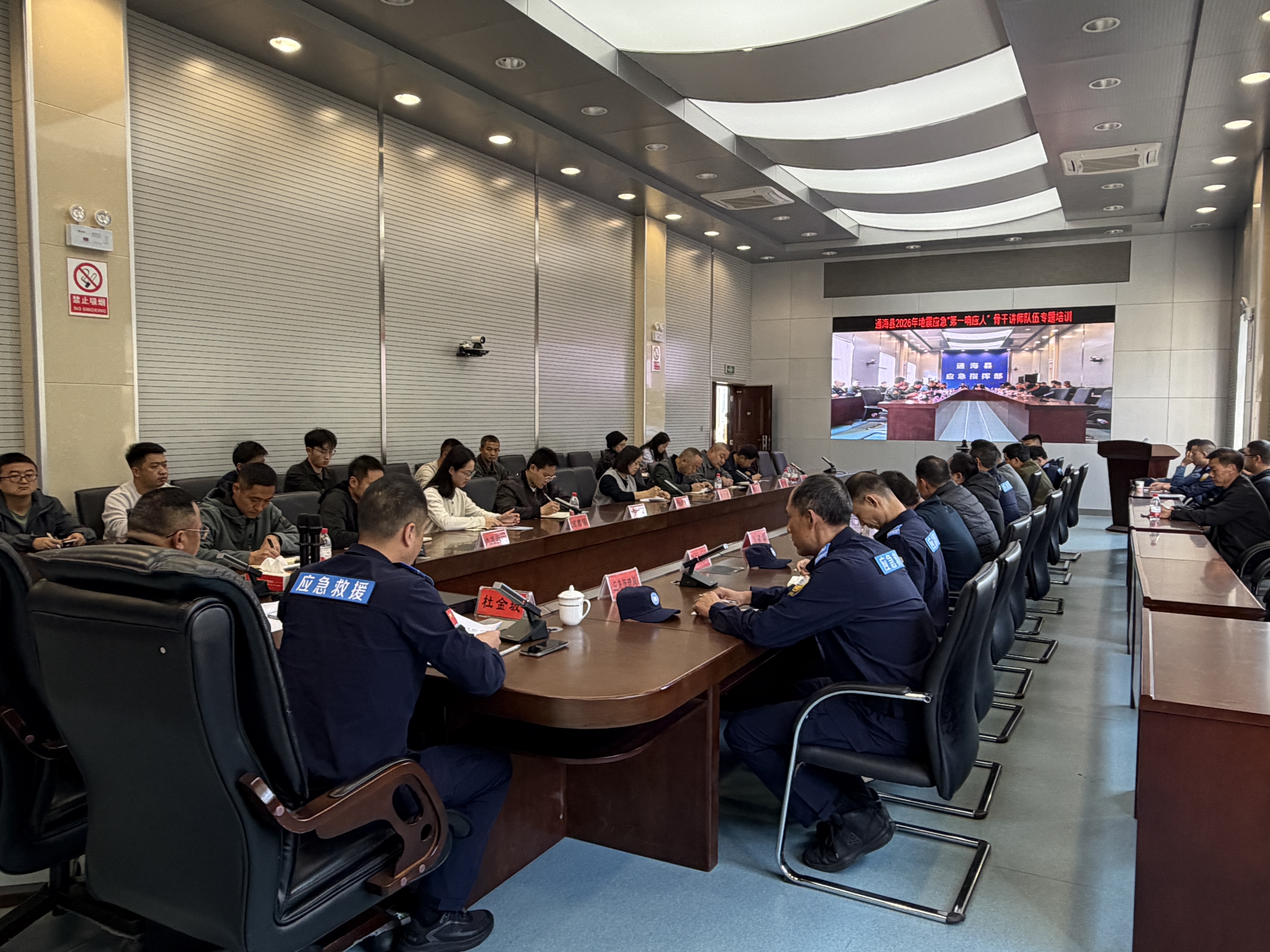 4dbf50164aff46f7000c28a6341d0fb7.jpg 4dbf50164aff46f7000c28a6341d0fb7.jpg